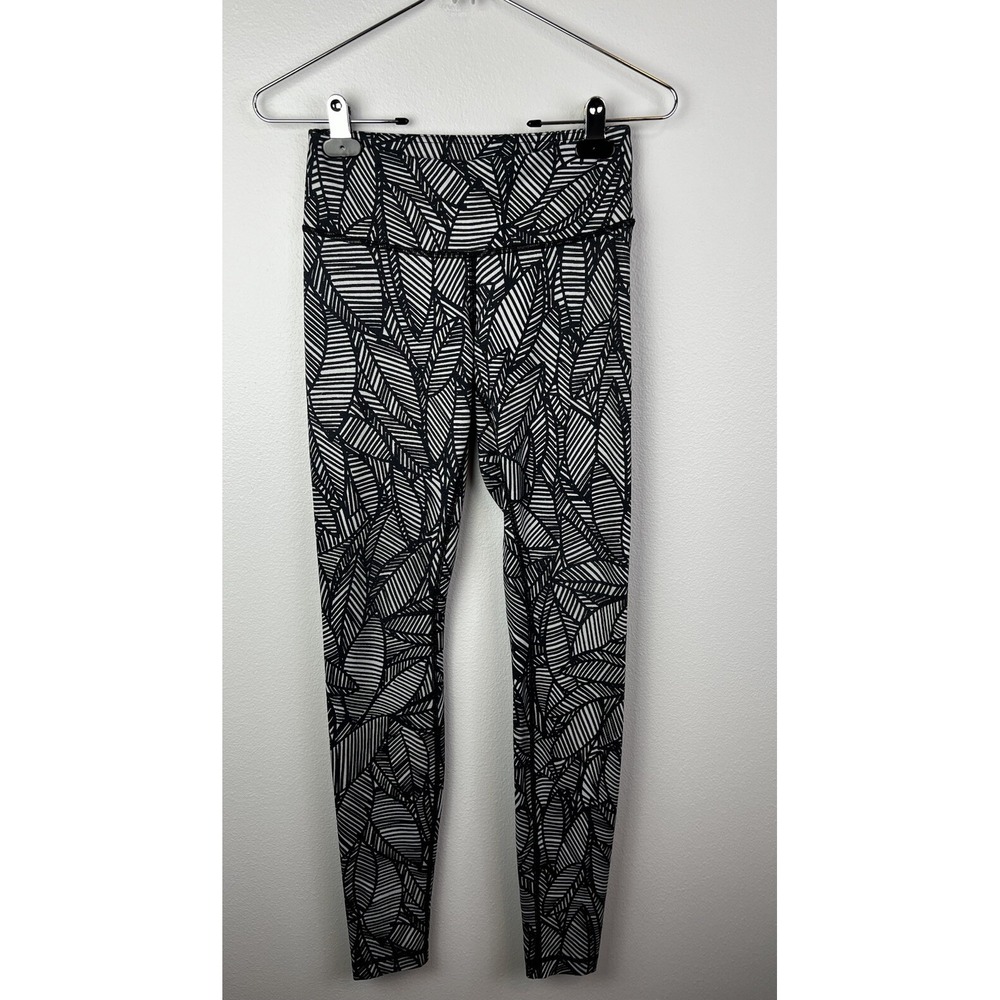 Lululemon Wunder‎ Under 4 Womens Black White Banana Leaf Leggings